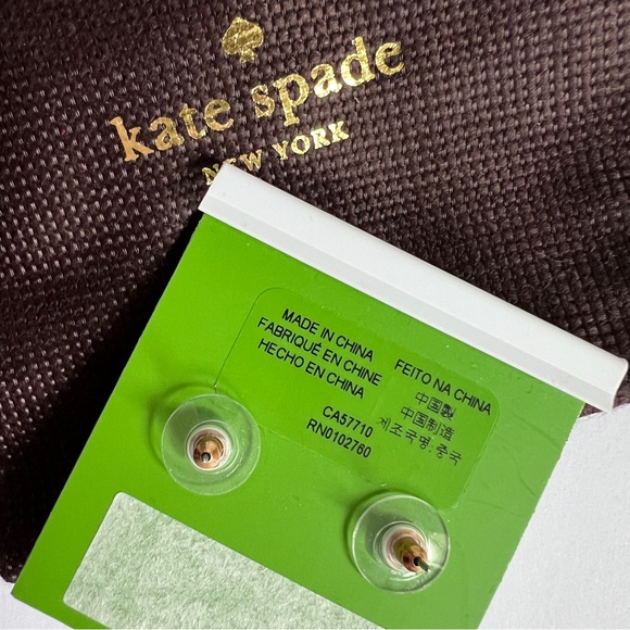 New KATE SPADE Gumdrop Crystal Stud Earrings Yellow Gold Setting Clear Gem OS - Picture 4 of 6